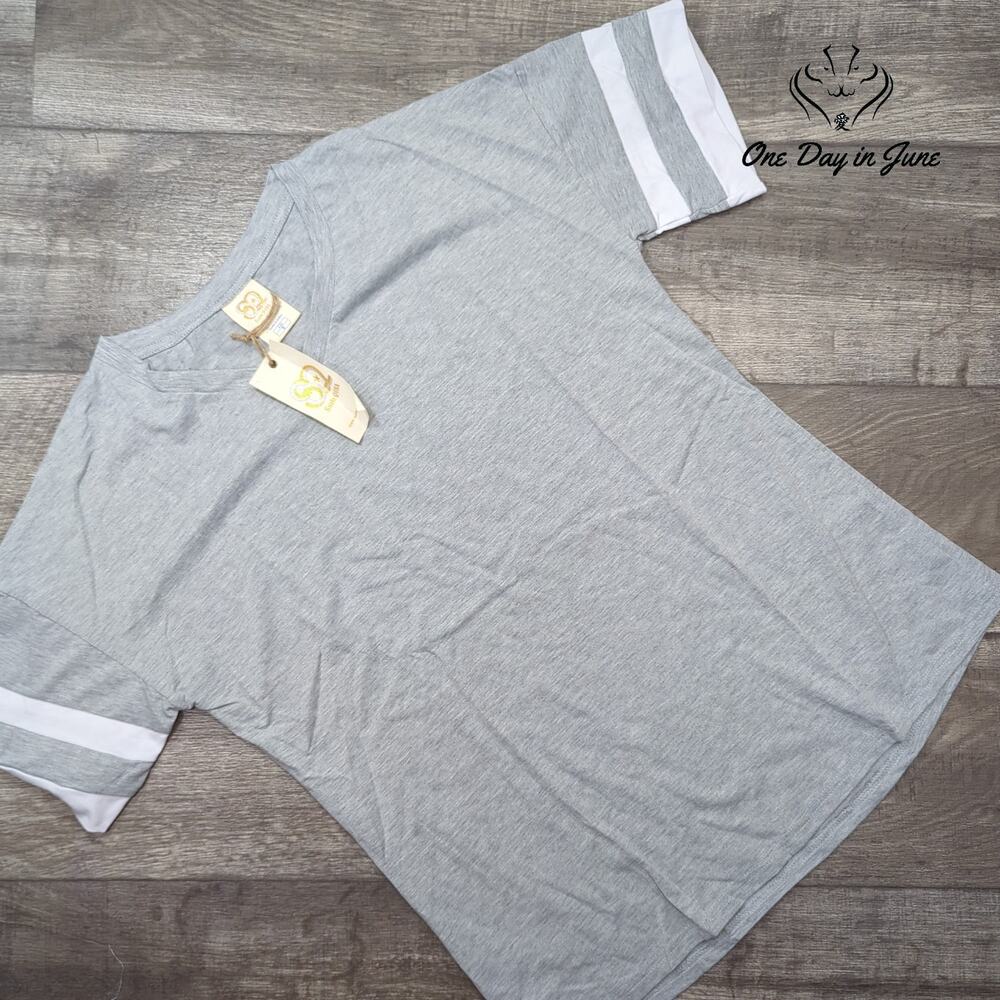 Suzie Q Short Sleeve Tee Shirt Size S